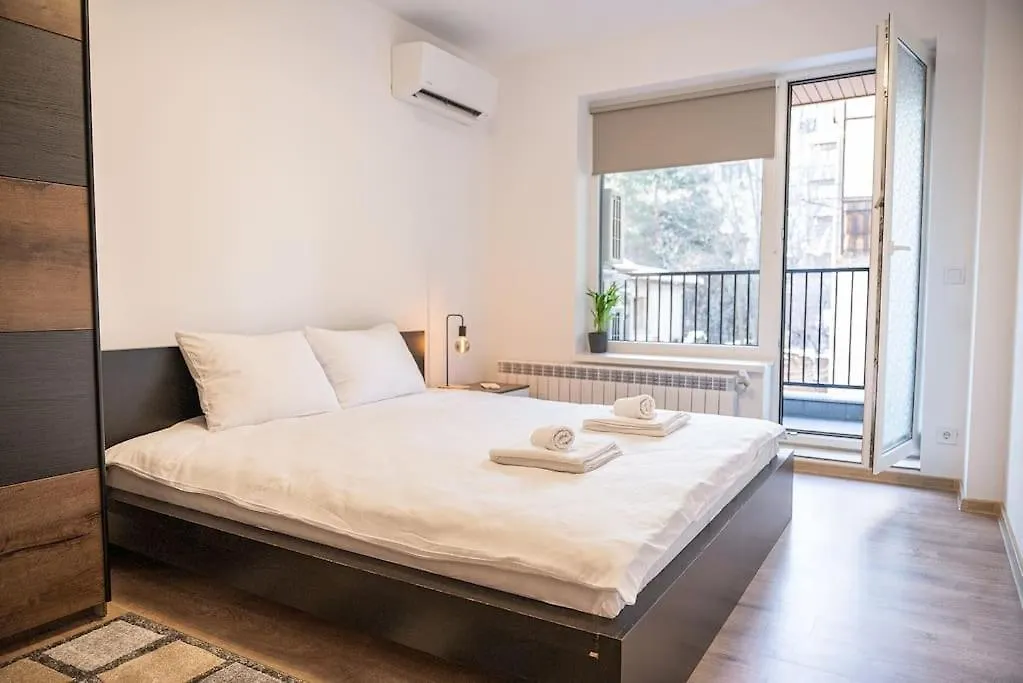 Appartement Digital Nomad Suites With Free Gym Pass And Office Setup Sofia Bulgarie